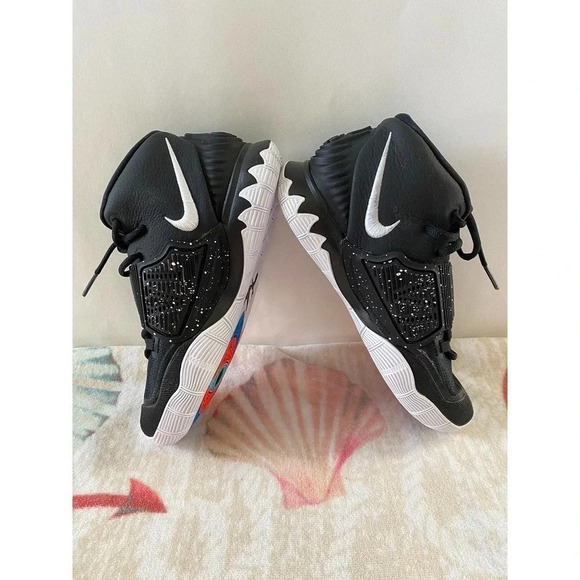 Nike Kyrie 6 Youth Size Athletic US 5.5 Jet Black Lace-Up Sneakers  BQ5599-001 main image 4
